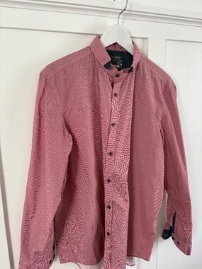Slim fit shirt